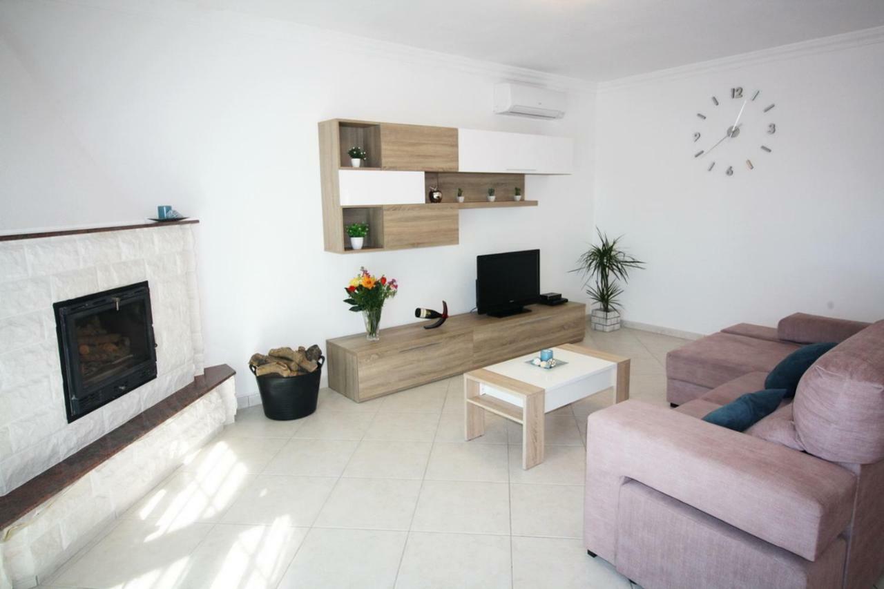 فيلا Casa Hibiscus كاليبي المظهر الخارجي الصورة